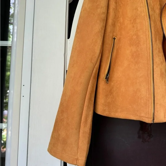 Yellow Velvety Jacket - Picture 2 of 6